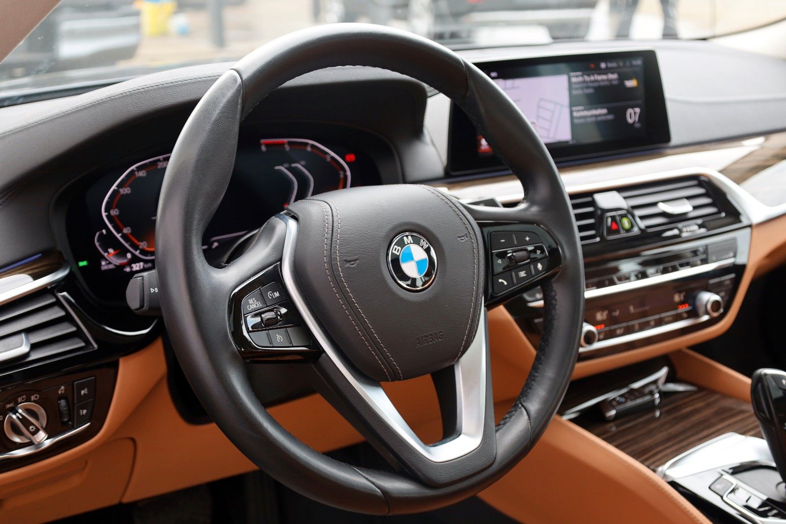 Fahrzeugabbildung BMW 520 d xDrive Lim. Luxury,Leder,Navi,Kamera,SD,SH