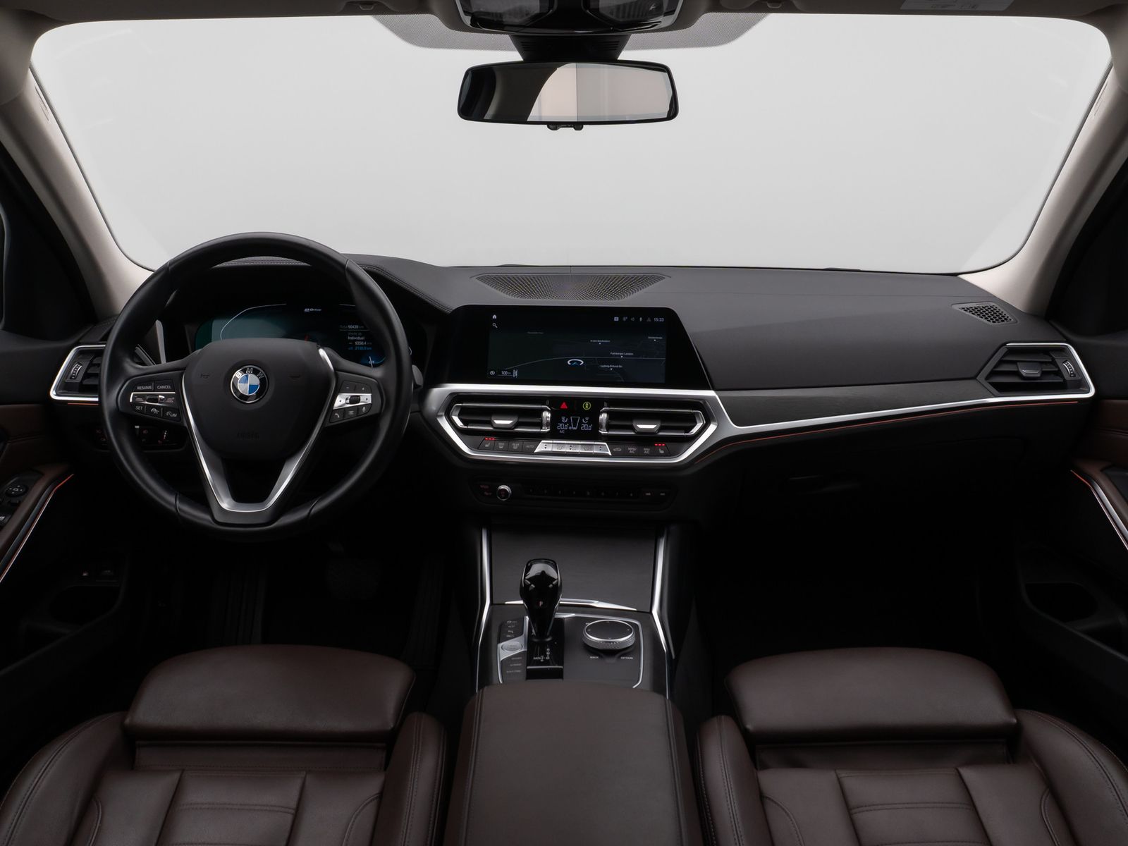 Fahrzeugabbildung BMW 330e xD Luxury Line 360°Laser HUD Komfort Sport