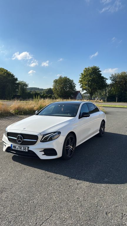 Image of Mercedes-Benz E 350