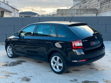 Fahrzeugabbildung SKODA Rapid 1.0 TSI Spaceback Clever R-Kamera Xenon BT