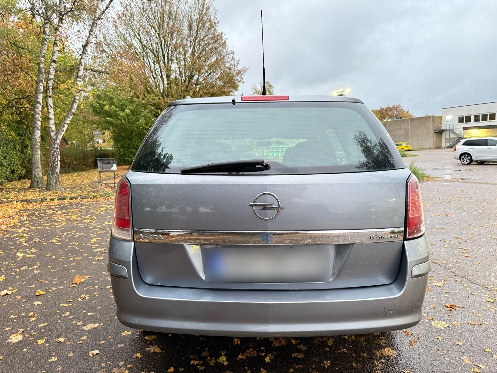 Opel Astra 2006 — photo 9