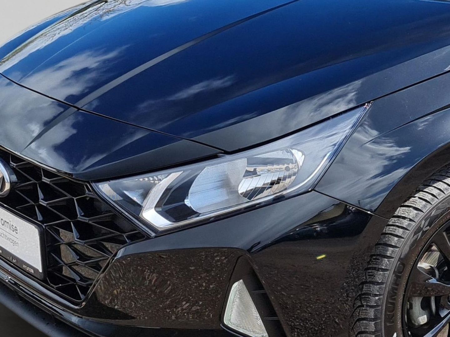 Fahrzeugabbildung Hyundai i20 Edition 30+ 1.0 T-Gdi 48V AHK+KAMERA+DAB+SHZ