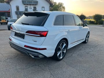 Audi Q7 - 5