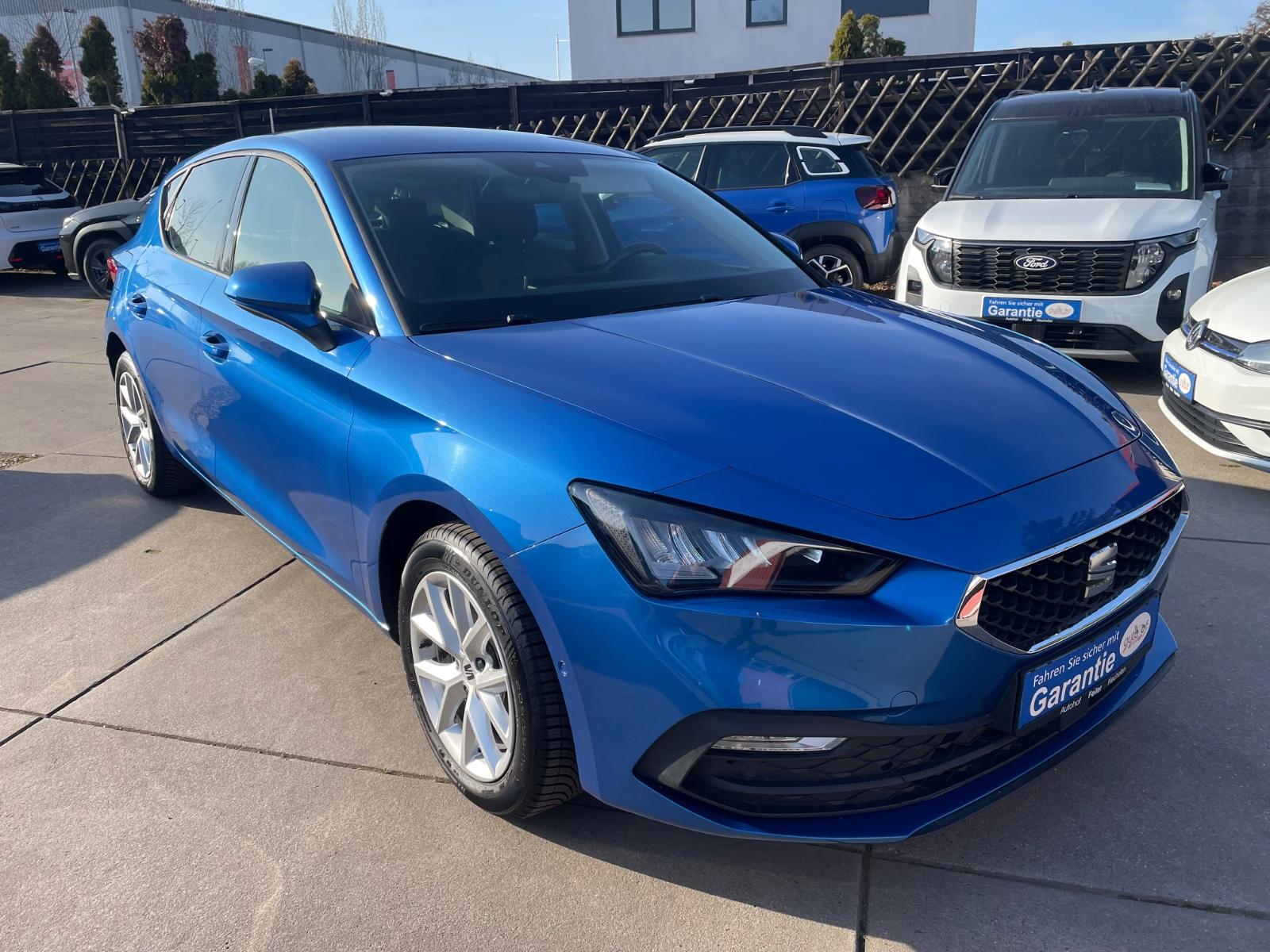 Seat Leon Style/Kima/Navi CarPlay/Kamera/SitzHei/LED