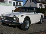 Triumph TR4A IRS / RHD - Triumph TR4: 3 Türen