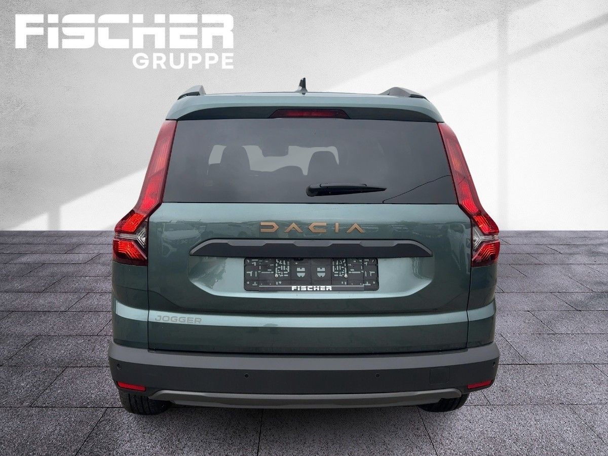 Fahrzeugabbildung Dacia Jogger Extreme+ TCe 110 7-Sitzer