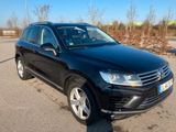 Volkswagen Touareg 3.0 V6 TDI mit Chip-Tuning ca. 300PS - Volkswagen: TDI Tuning