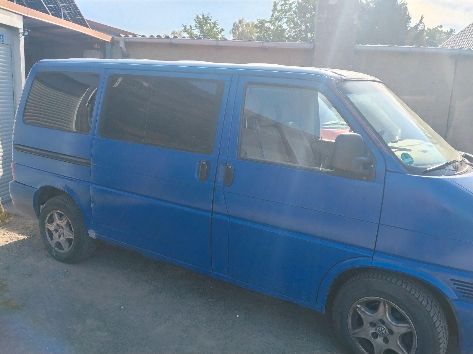 Volkswagen T4 Caravelle