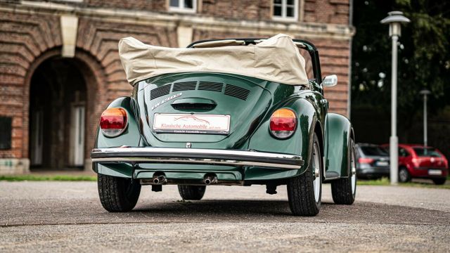 Fahrzeugabbildung Volkswagen Käfer 1303 Cabriolet/Deutsch/1. Hd/Orig. km!