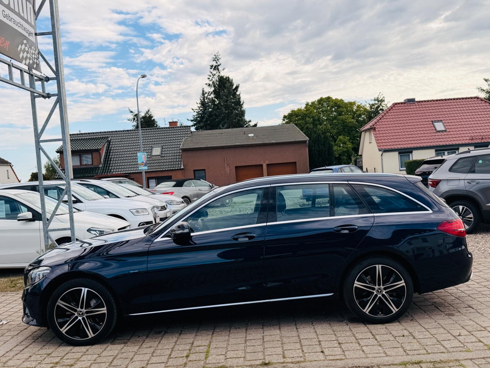 Mercedes-Benz C-Class e T-Modell *AVANTGARDE*AHK*LED*LEDER*NAVI*, миниатюра 4