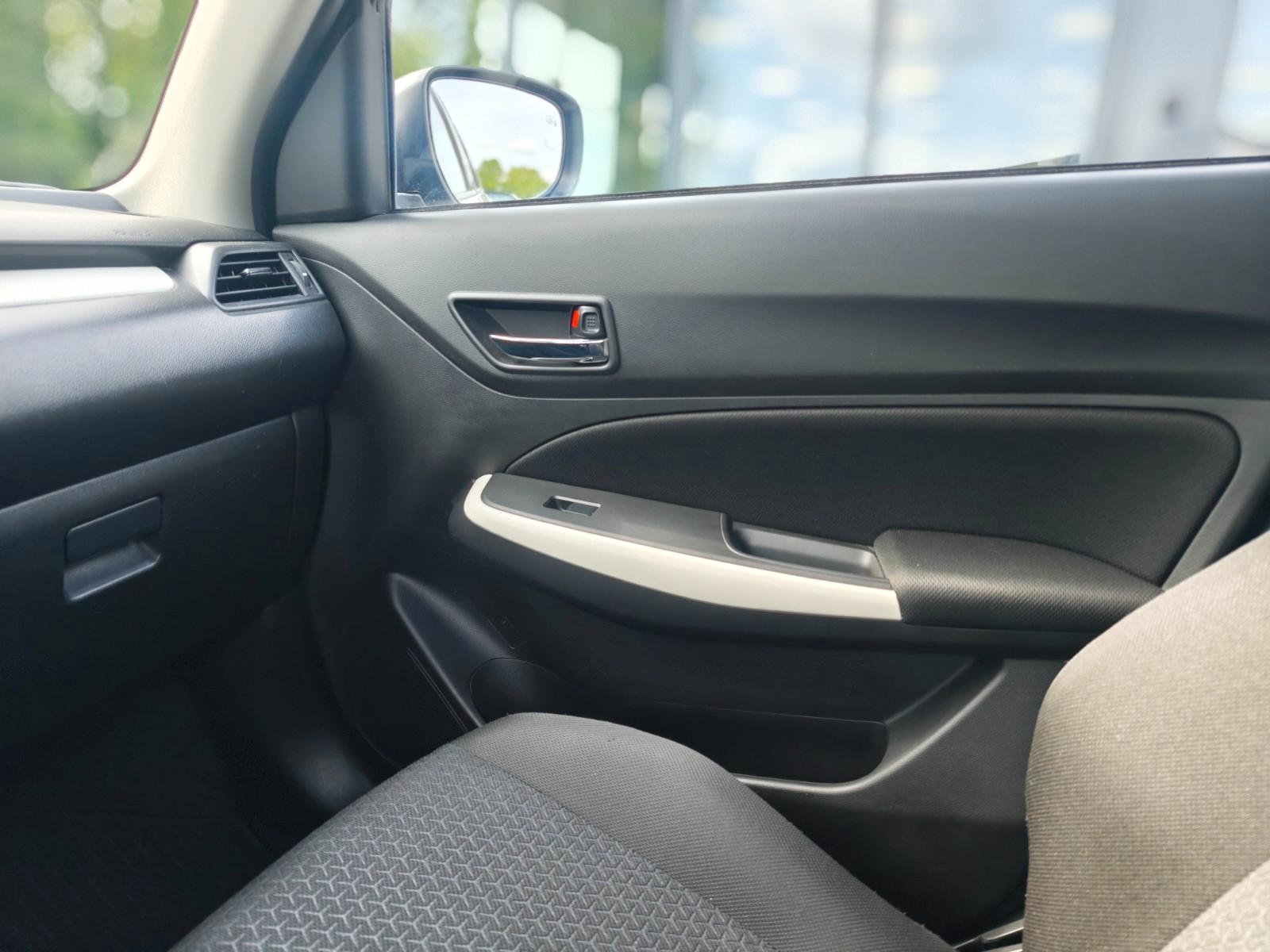 Suzuki SWIFT COMFORT*AUTOMATIK*KAM*KLIMA*ALU*NAVI*