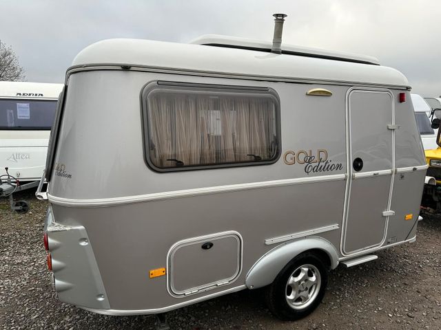 HYMER / ERIBA / HYMERCAR Pan 310 GT family Gold Edition FESTBETT KÜCHE