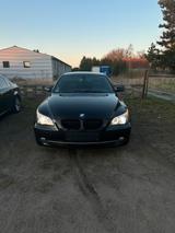 BMW E60 525i Facelift - BMW 525: 525i E60