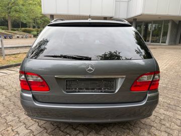 Mercedes E 280 - 10