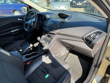 Ford Kuga - 11