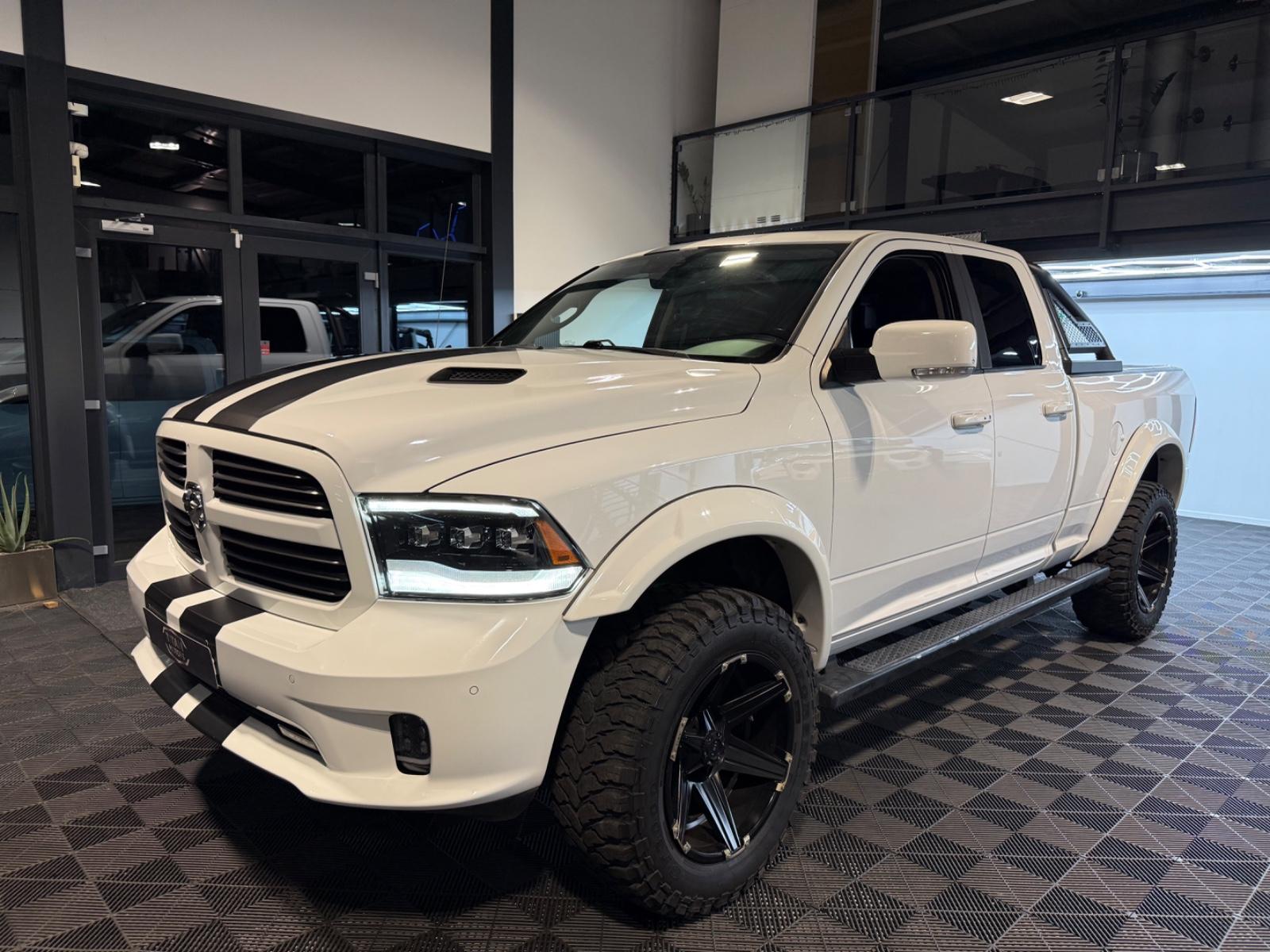 Dodge RAM 1500 5.7 HEMI 4x4/SPORT/4Zoll/19%/Unf.frei
