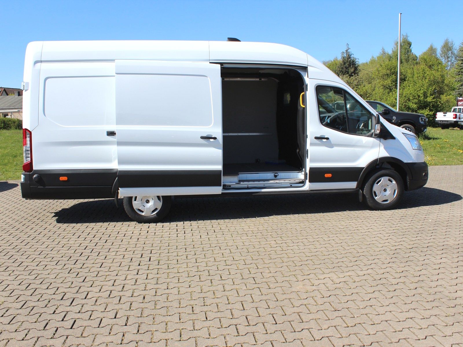 Fahrzeugabbildung Ford Transit Kasten 350 L4 Trend