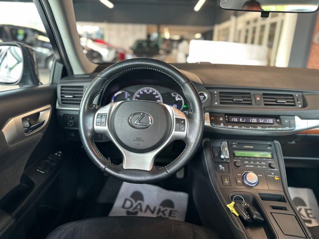 Lexus CT 200h  Dynamic – Hybrid