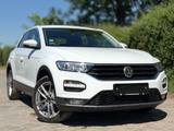 Volkswagen T-Roc Basis*1ERH*NAV*ACC*AHK* - VW T-Roc Gebrauchtwagen in Berlin
