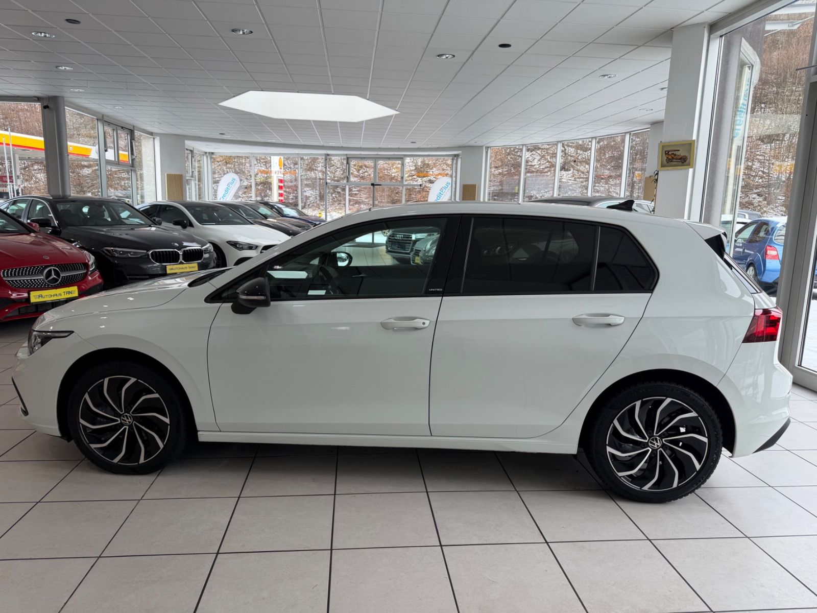 Fahrzeugabbildung Volkswagen Golf VIII Lim. United eTSI