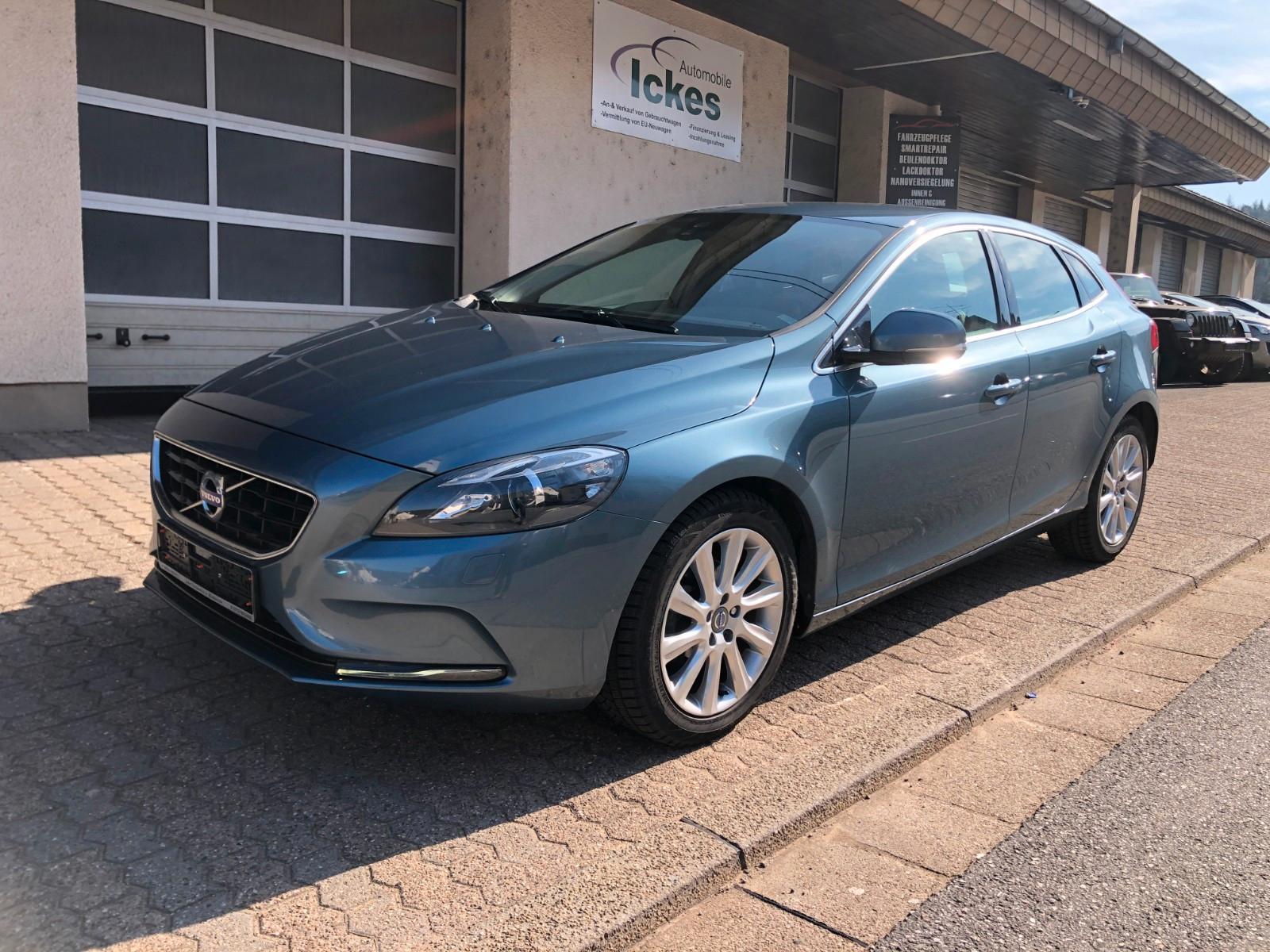 Volvo V40 D2 Summum/Leder/Navi/ALU 17 Zoll