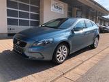Volvo V40 D2 Summum/Leder/Navi/ALU 17 Zoll - Volvo V40 Summum mit Diesel-Antrieb