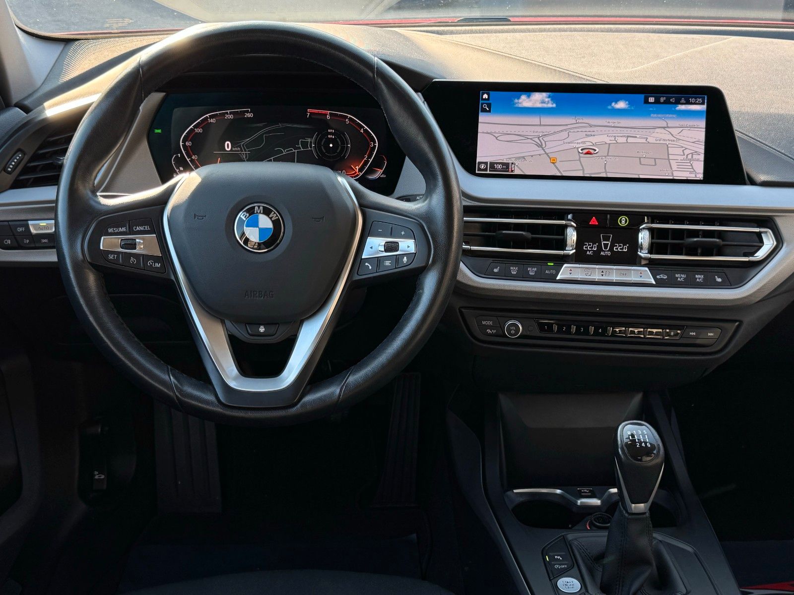 Fahrzeugabbildung BMW 118i Advantage Kamera CarPlay LC Prof. LHZ SHZ