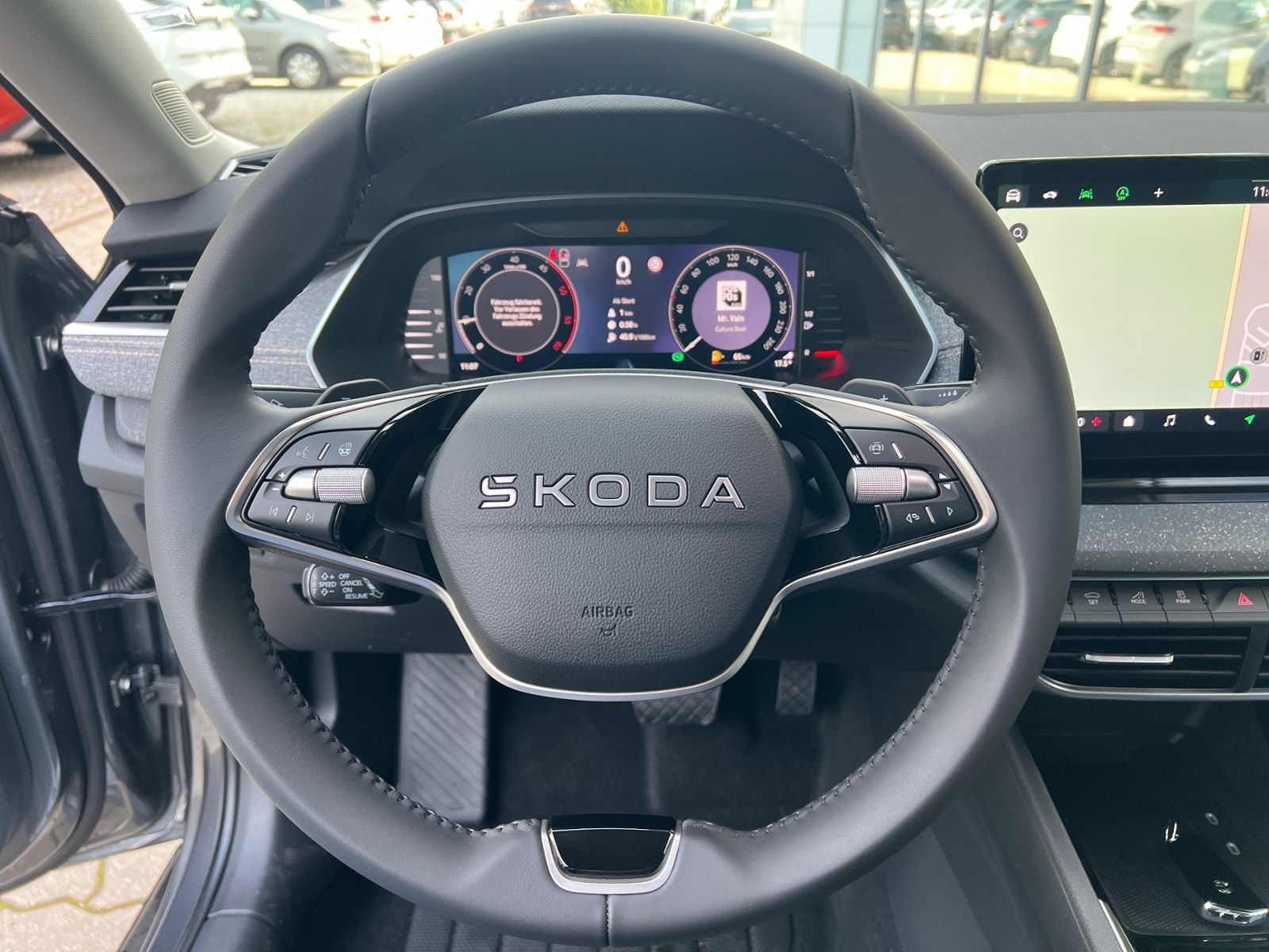 Fahrzeugabbildung SKODA Octavia Combi Tour 2.0 TDI DSG *AHK, LED, ACC, K