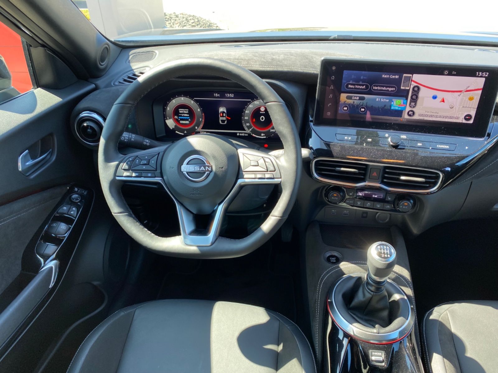 Fahrzeugabbildung Nissan Juke N-Design - 2Farben, Leder/Alcantara, 19"