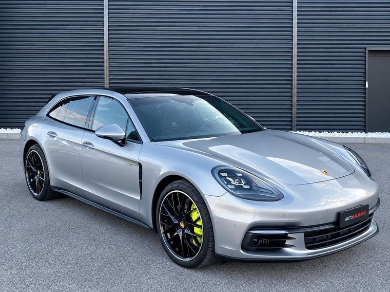 Porsche Panamera 4 E-Hybrid Sport Turismo 462 CV imagem 3