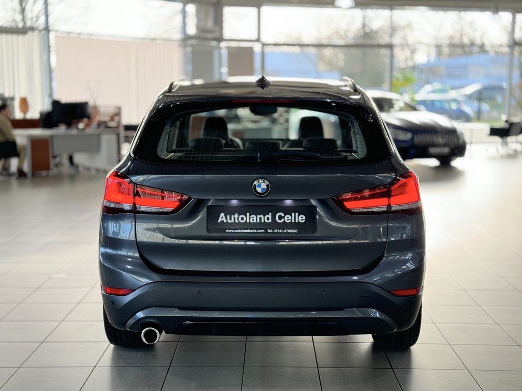 Fahrzeugabbildung BMW X1 xD25e Sport Line Parkassist DAB Navi Komfort