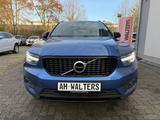 Volvo XC40 R Design AWD=Leder-Carplay-Kamera-AHK= - Volvo Behindertengerecht