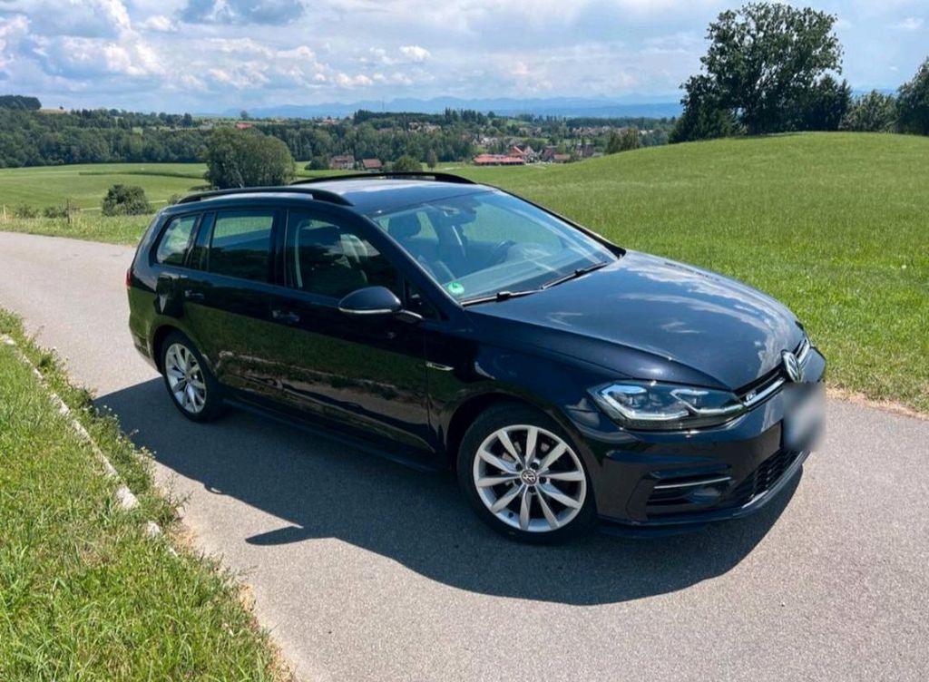 Image of Volkswagen Golf