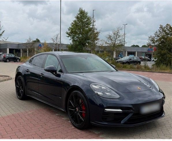 Image of Porsche Panamera