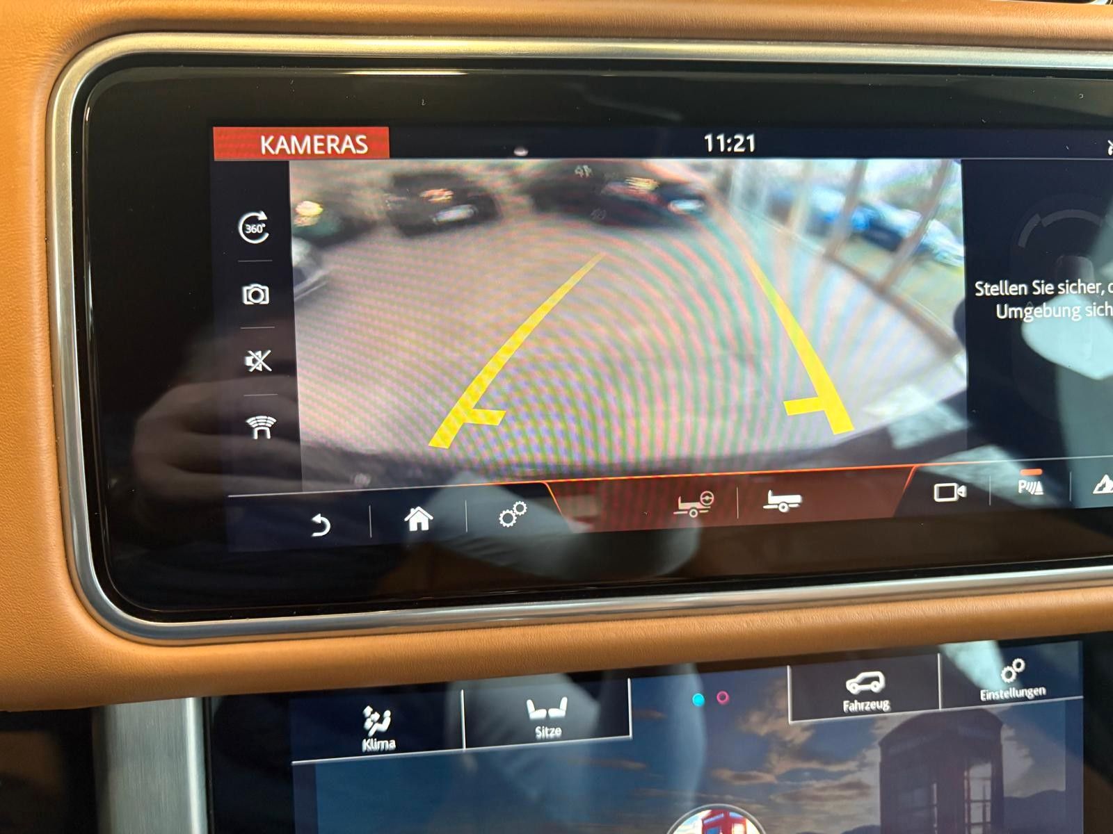 Fahrzeugabbildung Land Rover Range Rover 3.0 Liter SDV6 Autobiography