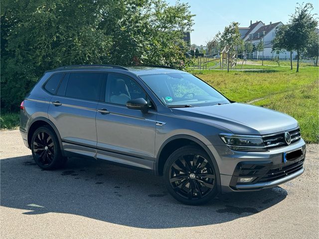 Volkswagen Tiguan Allspace 2.0 TSI DSG R-L...