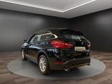 BMW X1 20i+Advantage+Park-Assist+Navi+PDCv+h+ - BMW X1: Allradantrieb