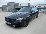 Mercedes-Benz C 63 AMG T KERAMIK/PANO/CARBON/BURMESTER/VOLL...
