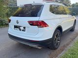 Volkswagen Tiguan Allspace Comfortline 2.0 l TDI - VW Tiguan Allspace Gebrauchtwagen in Hamburg