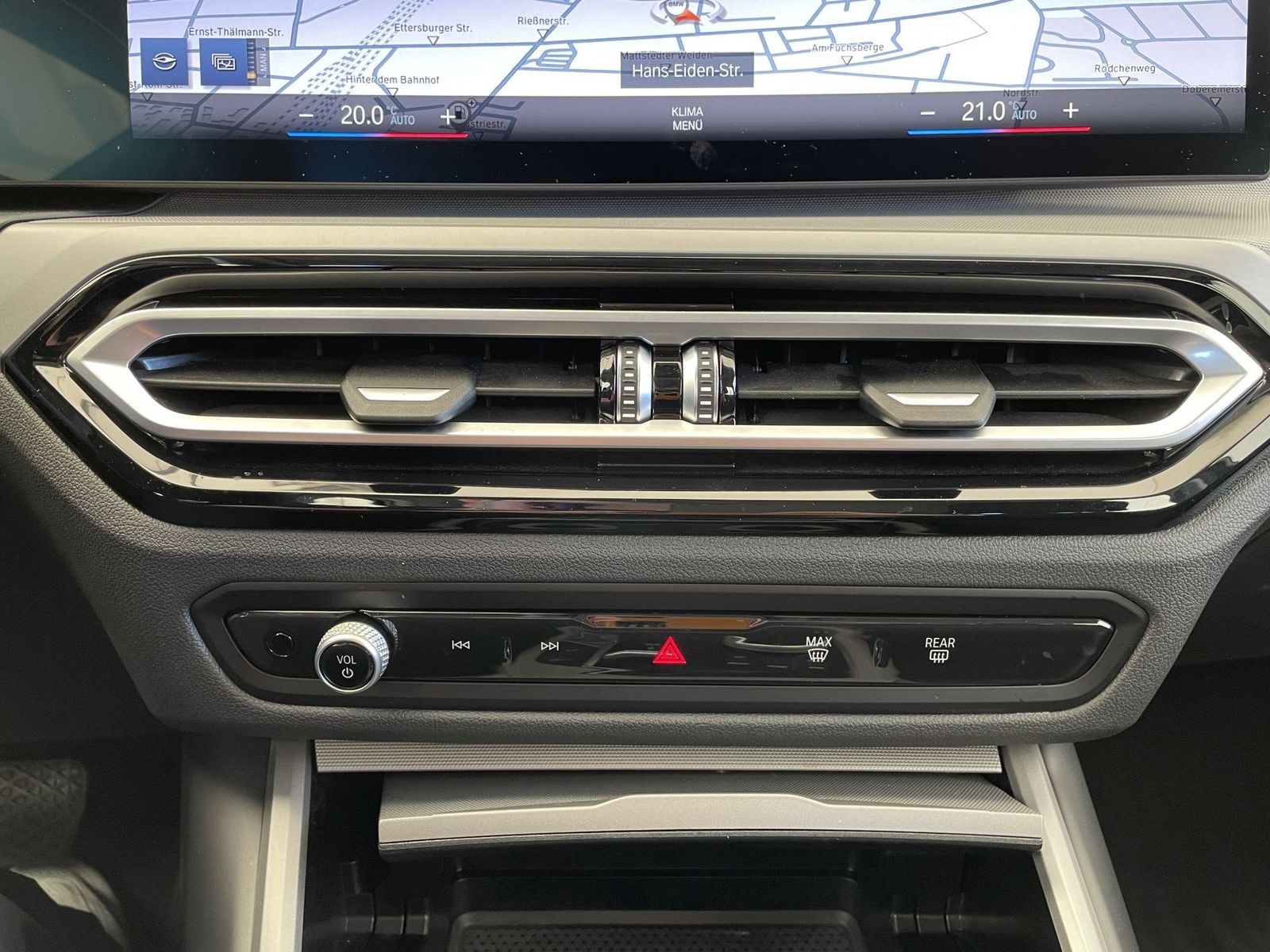 BMW 318d LED LC Plus SHZ PDC Tempo foto 19
