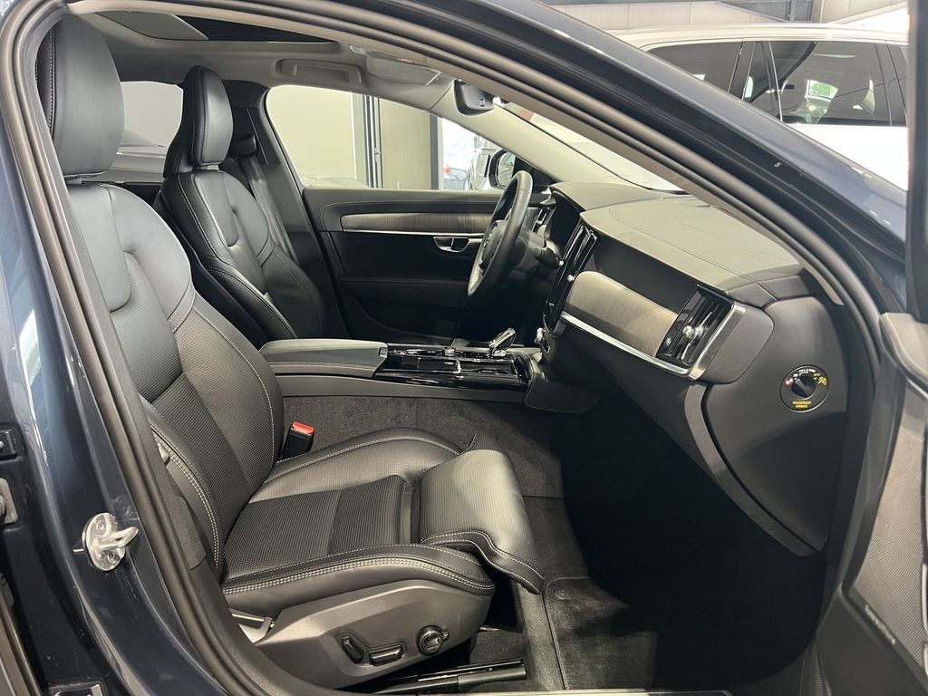Volvo S90 T8 Ultimate Dark Recharge AWD B&W Massage