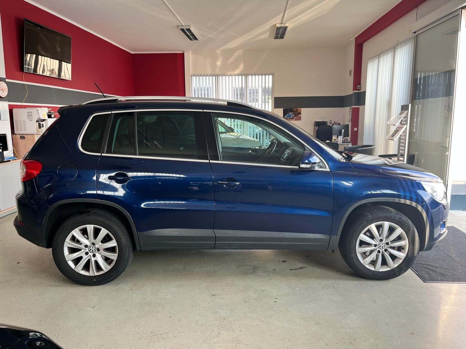 Fahrzeugabbildung Volkswagen Tiguan Sport & Style 4Motion XENON/PANO/AHK/EU5