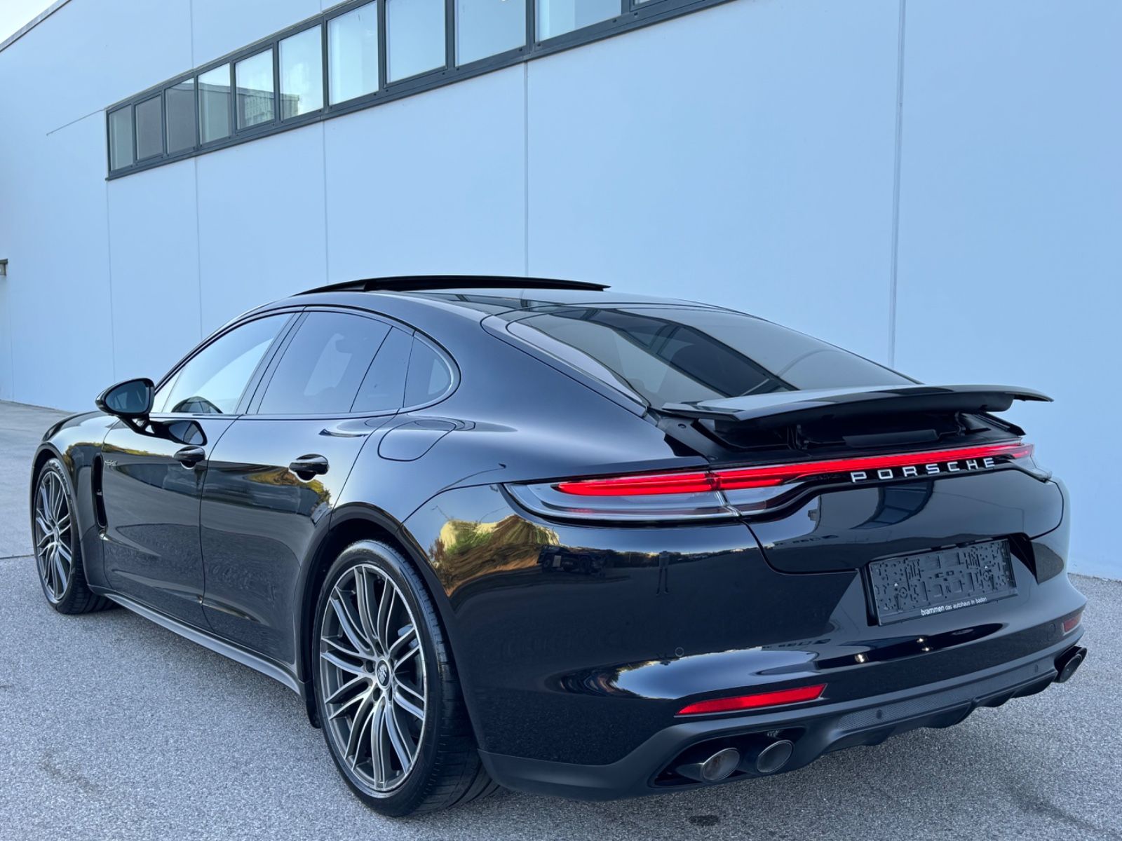 Porsche Panamera 4-E*SPORT-DESIGN*Facelift*VOLL*1.Hand* imagem 2