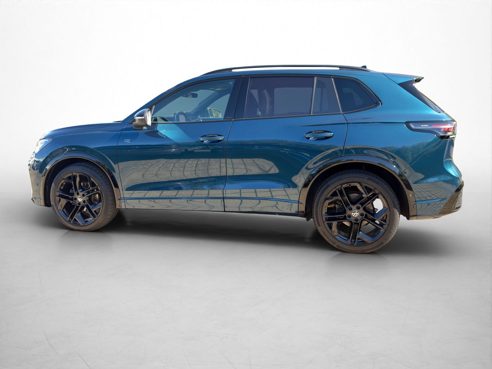 Volkswagen Tiguan R-Line black DSG AHK Matrix Pano Harman foto 5