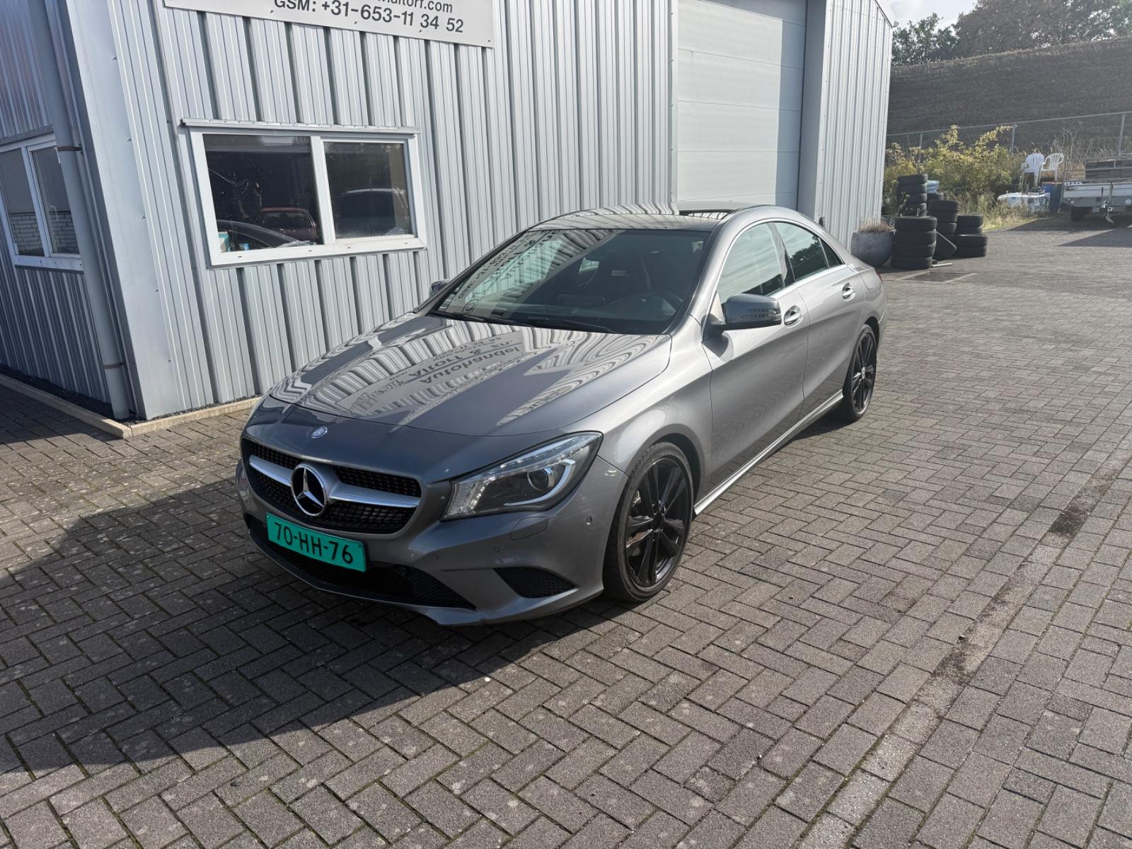 Mercedes-Benz CLA 200 AMG Look