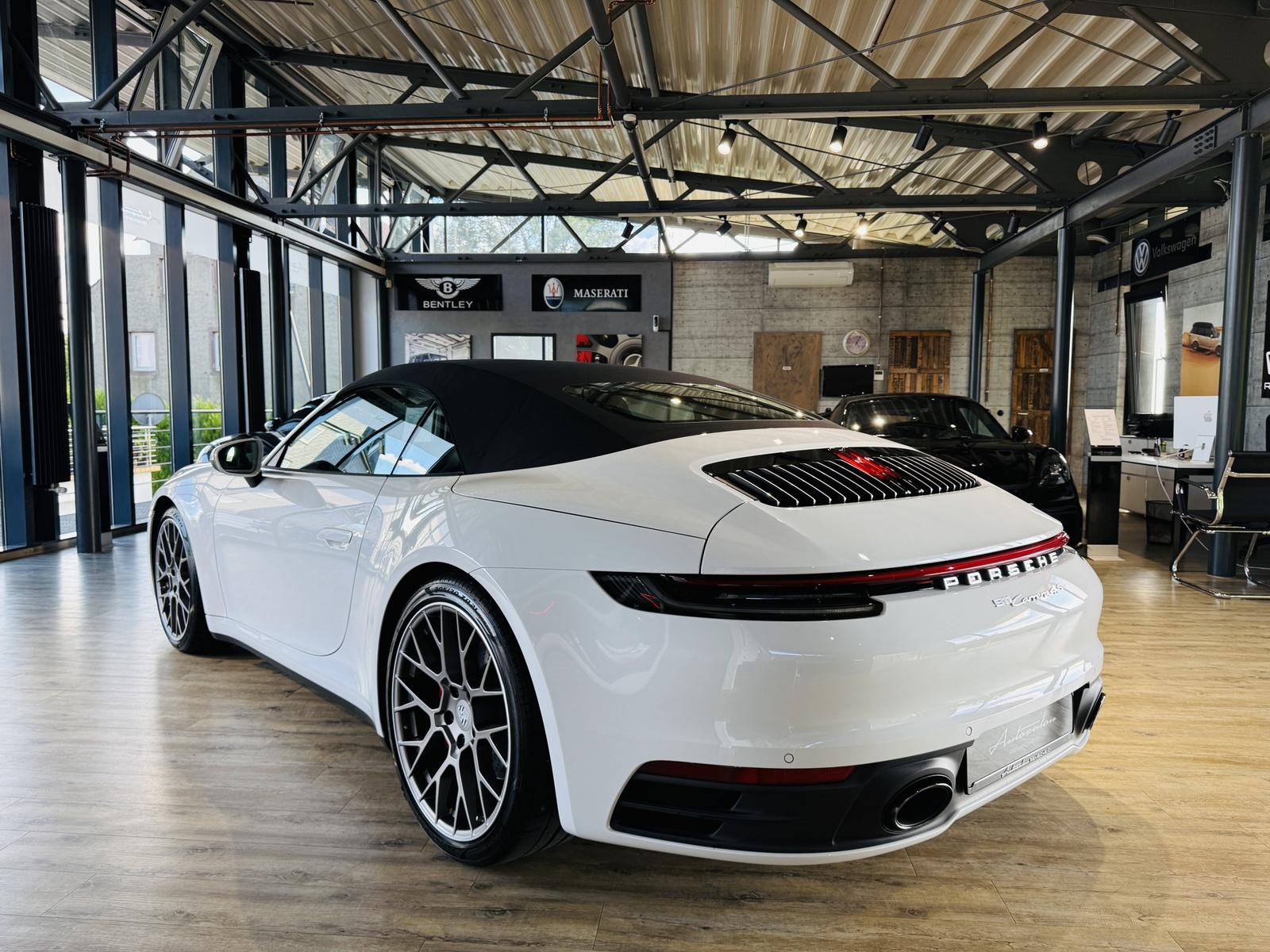 Porsche 992 Carrera 4S Cabriolet PDK*CHRONO*