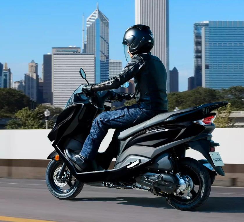 Suzuki Burgman Street 125 EX - Tageszulassung -