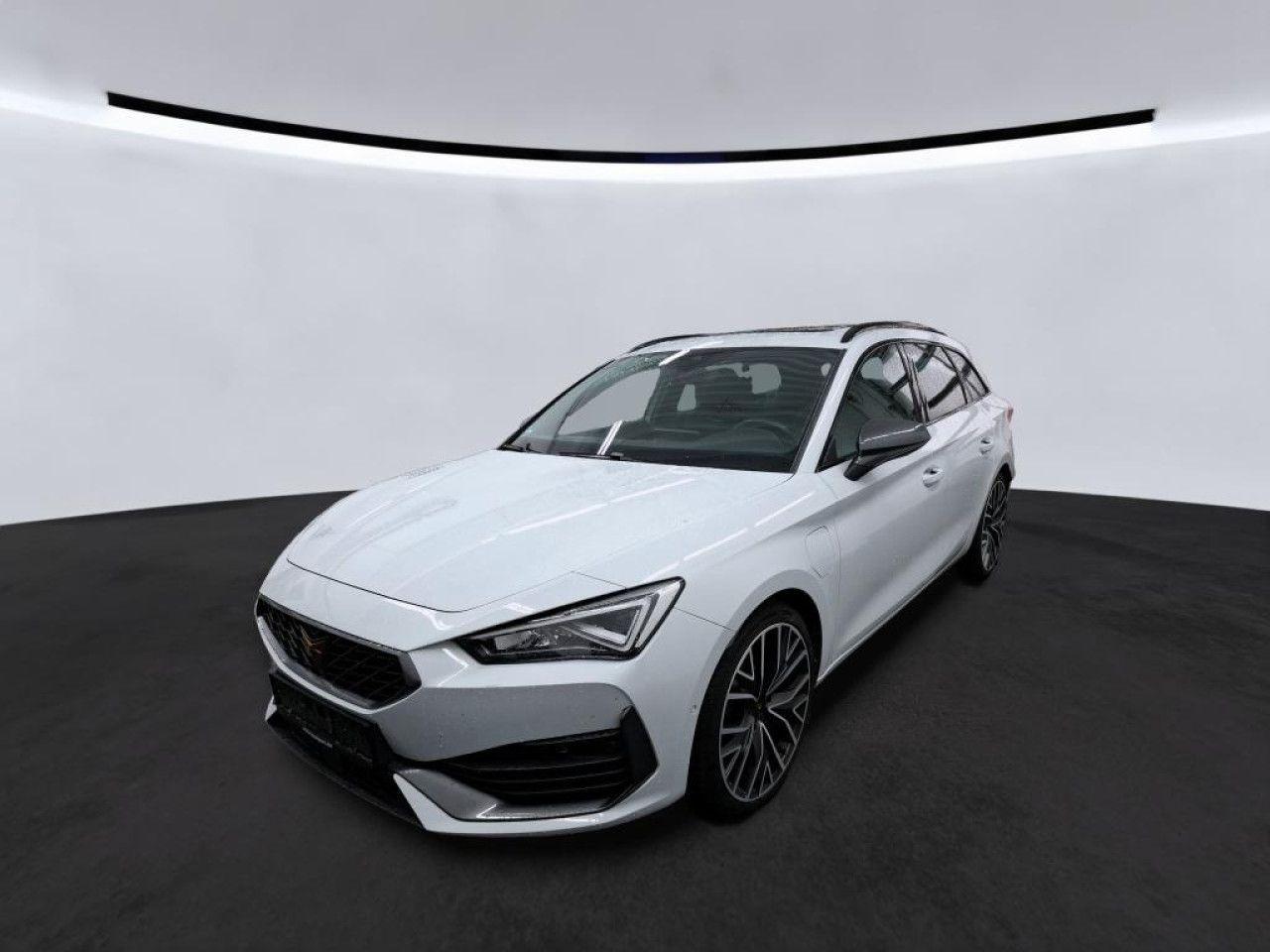 Cupra Leon SP 1.4 TSI e-HYBRID 245PS PANO 19LM eHECKK