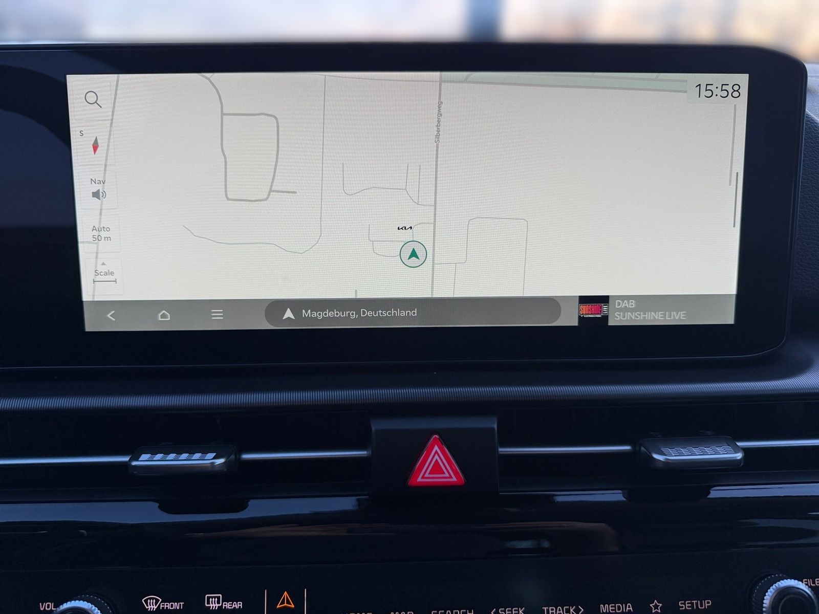 Fahrzeugabbildung Kia SPORTAGE 1.6T 2WD DCT Vision KOM Facelift