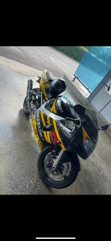 Suzuki GSX-R600 - Angebote entsprechen deinen Suchkriterien